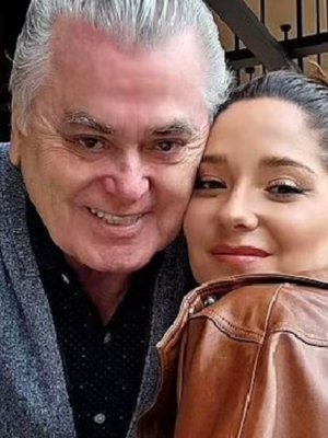 Kel Calderón celebra los 72 años de su padre con increíble estado físico: 