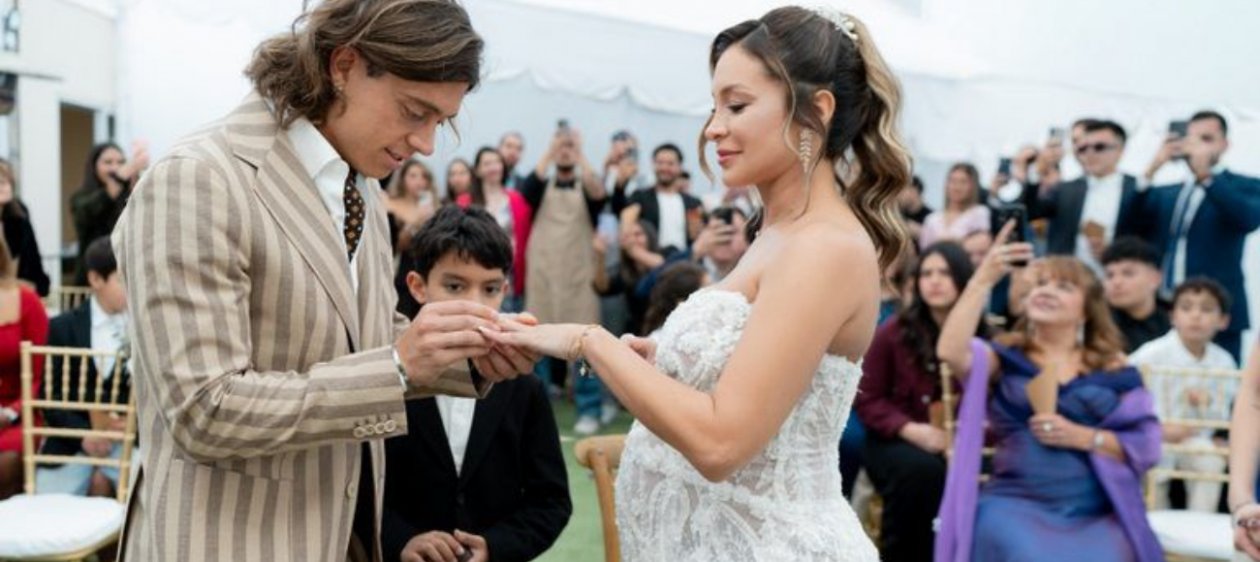 Sabrina Sosa y Joaquín Montecinos se casan en su hogar con emotiva sorpresa musical