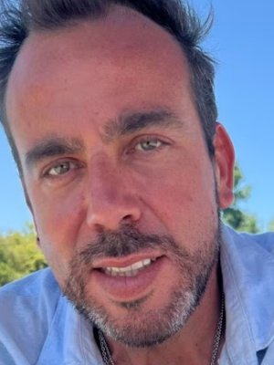 Señalan que vieron a Francisco Kaminski muy apasionado con su nueva conquista Señalan que vieron a Francisco Kaminski muy apasionado con su nueva conquista