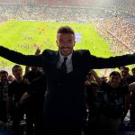 David Beckham recibe el título de caballero de la realeza británica