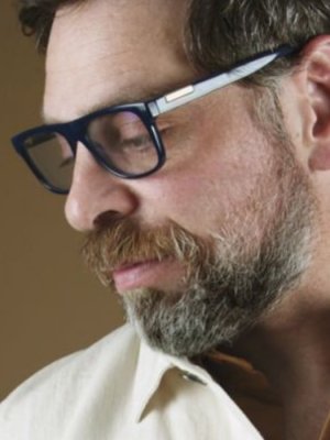 José Antonio Neme expone discriminación y feo trato de usuario en redes