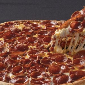 Melt Pizzas sorprende a todos los MeltLovers con la nueva Pepperoni Extreme: tres tipos de pepperoni en una sola pizza