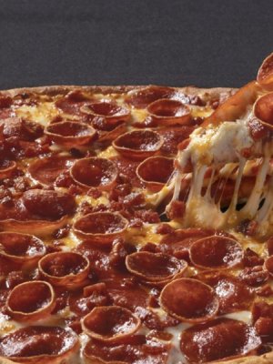 Melt Pizzas sorprende a todos los MeltLovers con la nueva Pepperoni Extreme: tres tipos de pepperoni en una sola pizza