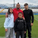 Arturo Vidal compartió su emoción tras el accidente vehicular de sus hijos