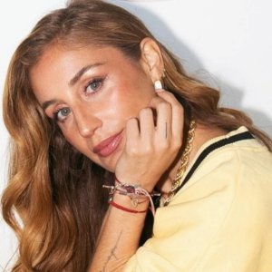 Daniela Castro sufrió delicada lesión y puso en duda su continuidad en Fiebre de Baile