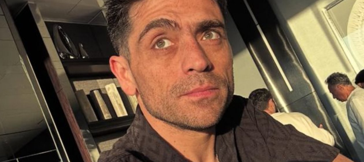 ¡Nueva baja! Aseguran que Etienne Bobenrieth abandonó El Internado