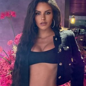 Emilia Dides reflexiona sobre el cambio de su cuerpo en el embarazo: 