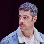 De "El Marginal" a la montaña: Él es Esteban Lamothe, el actor que vivirá el icónico romance con Benjamín Vicuña