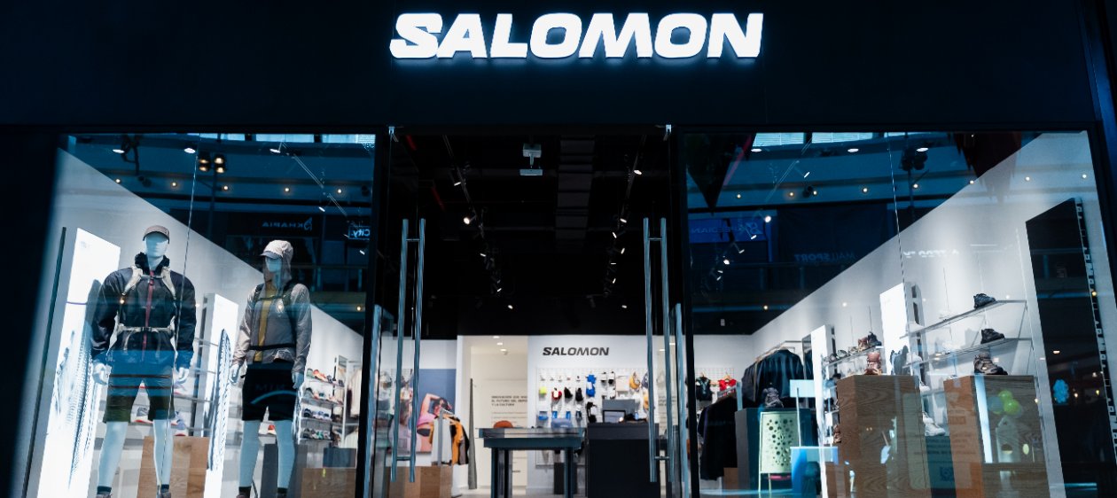 Salomon reabre sus tiendas clave en Santiago bajo un renovado concepto internacional