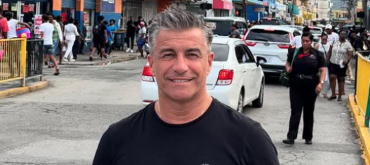 Fernando Solabarrieta se emociona en El Internado al hablar de la muerte de su padre