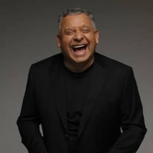 Willy Sabor conmueve al hablar del delicado estado de salud de su madre de casi 80 años