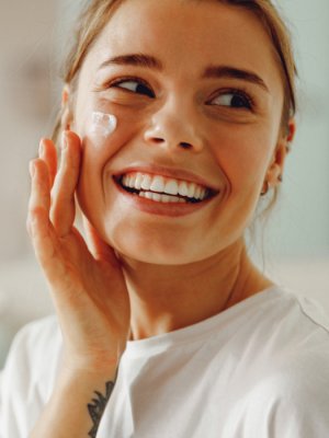 El cuidado de la piel sensible: la importancia de una rutina efectiva y gentil