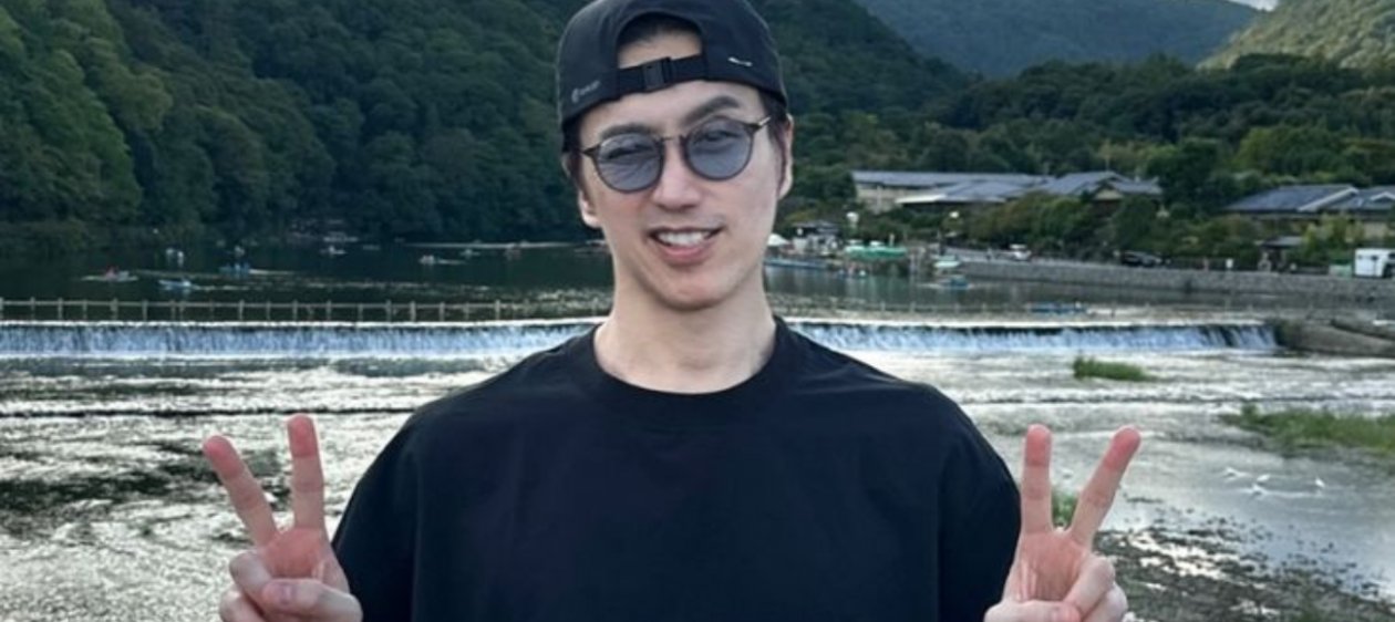 Chuando Tan, el modelo de Singapur que cumplió 60, pero parece un veinteañero