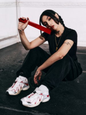 Salomon XT-Whisper presenta: creatividad, música y expresión personal con Aura Bae y Heartgaze