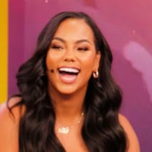 Betsy Camino alza la voz en Fiebre de Baile: reveló compleja situación de salud tras críticas a su cuerpo