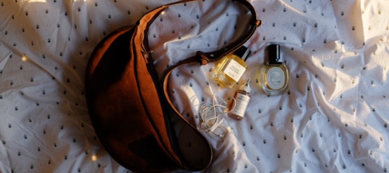 Accesorios y bolsos de tendencia para el Día de la Madre 2026: estilos de Lounge y Bubba que destacan en Chile