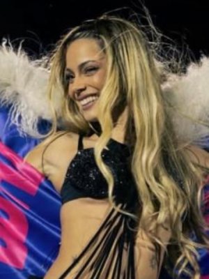 Tini Stoessel rompe el silencio en pleno show por polémica con Emilia Mernes