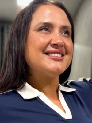 ¡Con beso y todo! Pamela Leiva presentó a su pololo en televisión