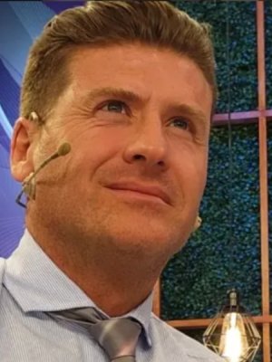 Revelan los motivos del quiebre entre el abogado Claudio Rojas y su polola 21 años menor