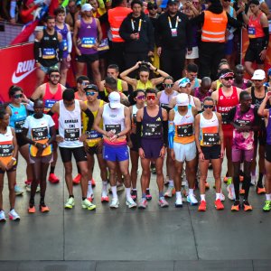 ¡Santiago vivió su gran fiesta runner! Más de 35 mil corredores dieron vida al Itaú Maratón de Santiago 2026