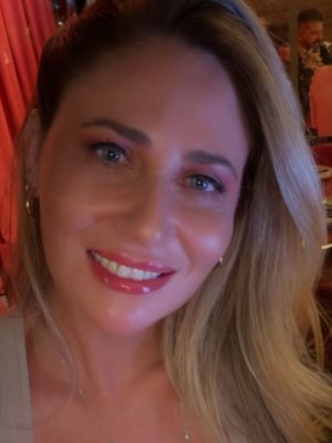 ¿Besos? Difunden otra foto de Gissella Gallardo con polémico galán