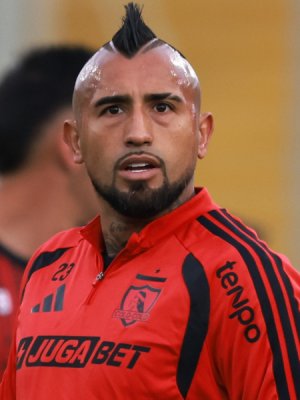 De Marité Matus a Sonia Isaza: Las versiones cruzadas tras el polémico préstamo de Arturo Vidal