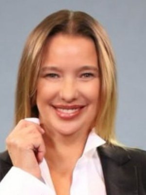 Claudia Schmitd rompe el silencio tras querella de Leonardo Farkas: “Estoy muy tranquila”