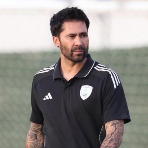 Luis Jiménez celebra su cumpleaños número 42 con el cariño de Gala Caldirola y Coté López