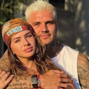 Aseguran que China Suárez protagonizó altercado tras acercamiento de joven a Mauro Icardi