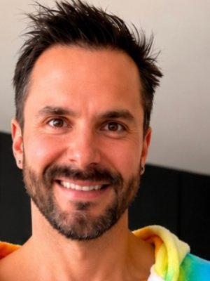 Álvaro Ballero revela apoyo emocional tras salir de reality de Mega: "Estoy con dos terapeutas"
