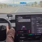 Naya Fácil pide disculpas por conducir su Tesla a exceso de velocidad: "Estoy arrepentida"