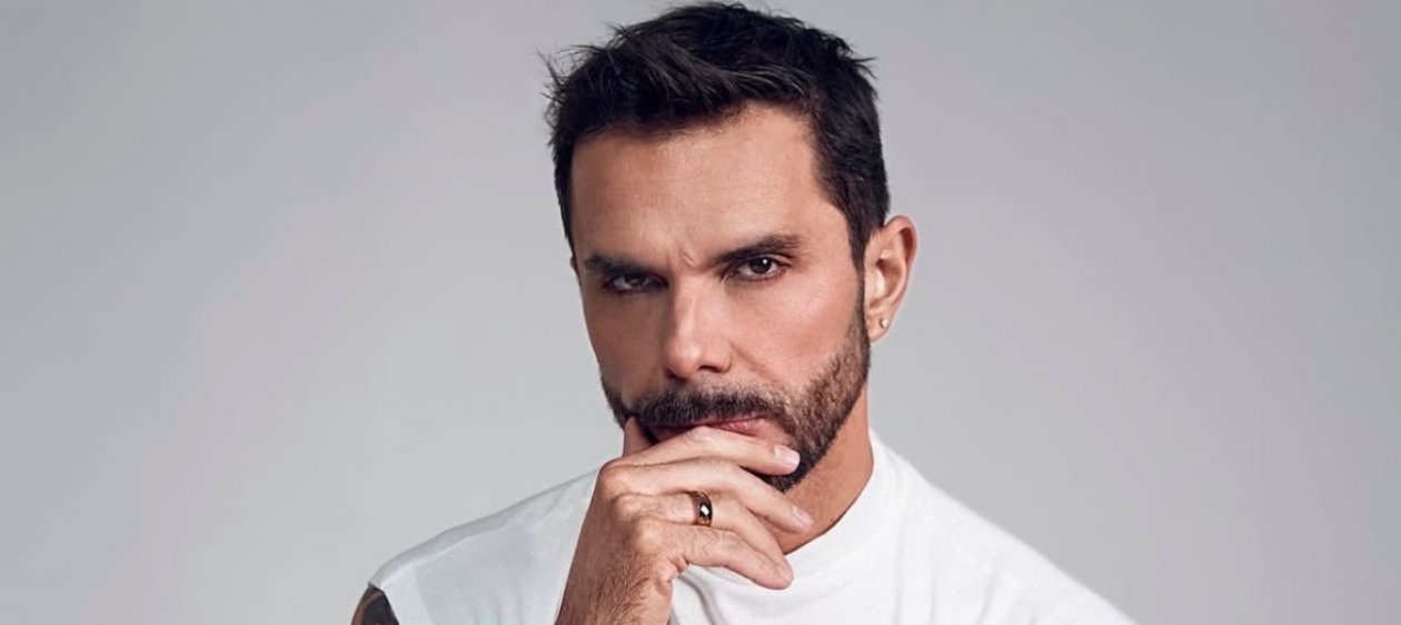 Álvaro Ballero sorprendió con romántica declaración y luego borró el mensaje