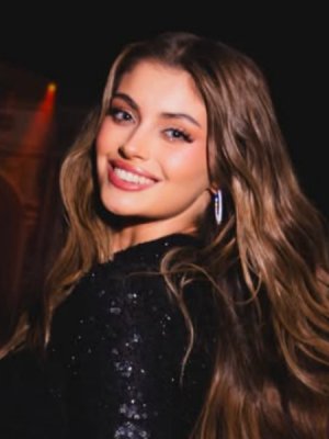 Ignacia Fernández destaca en la apertura de Miss Mundo 2026 en Vietnam