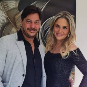 Kenita Larraín se separa y acusa 