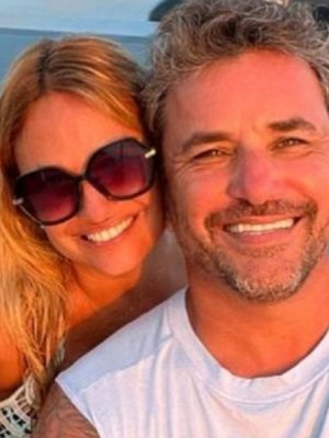 Reportan quiebre entre Douglas y Ana Sol Romero tras años de matrimonio