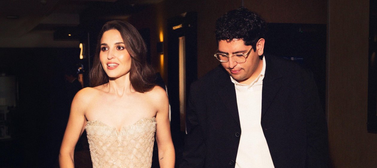 Belén Soto deslumbra en avant-première de Papi Ricky con look styleado por Thomas G. Matheson