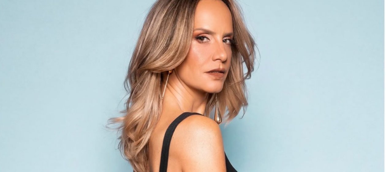 Diana Bolocco sufrió inesperado chascarro en plena transmisión del Miss Mundo