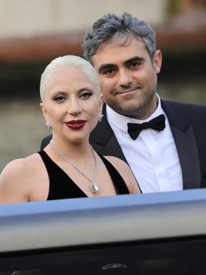 Lady Gaga sorprendió al convertirse en mamá por primera vez junto a Michael Polansky