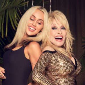 Miley Cyrus recuerda su última conversación con Dolly Parton