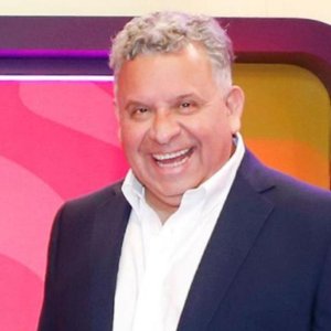 Willy Sabor se emociona en su despedida de Hay que decirlo