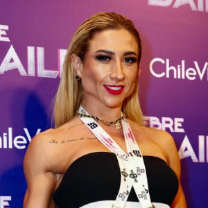 Nicole Moreno sorprende a sus seguidores con un nuevo color de cabello