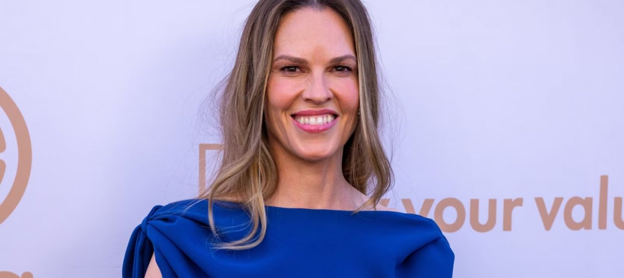 Hilary Swank anuncia su nuevo embarazo a los 52 años