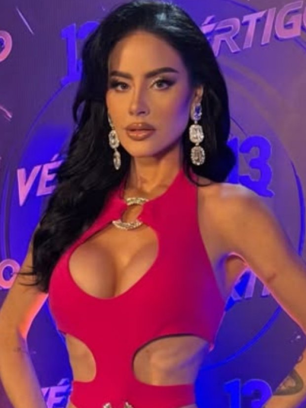 Ignacia Michelson molesta con Vértigo: 