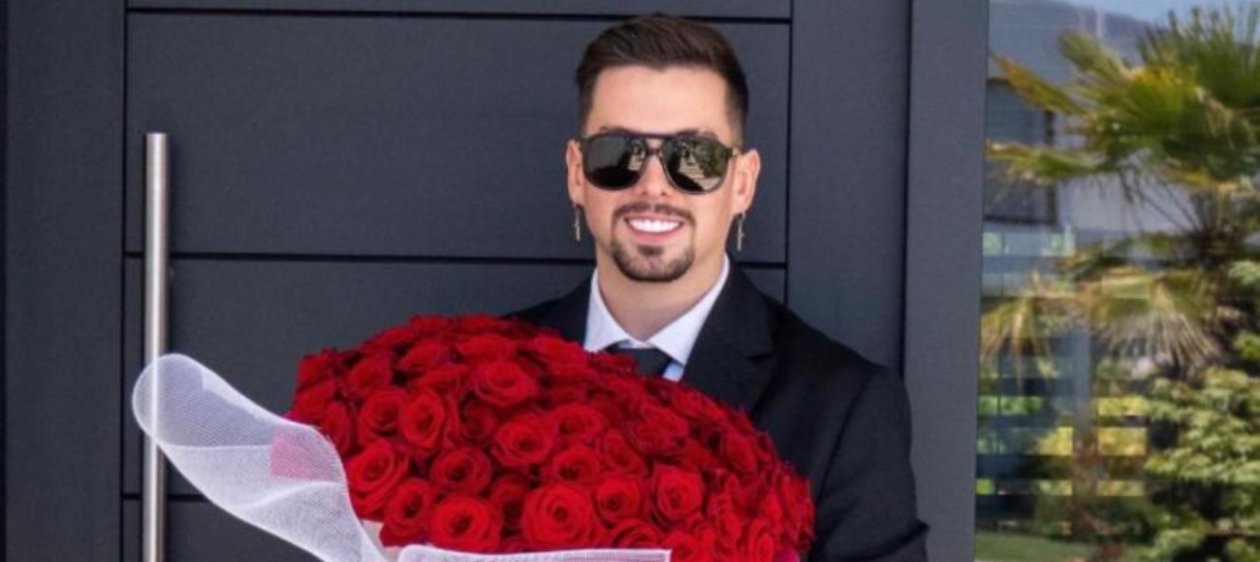 Nano Calderón se muestra a los besos con una misteriosa mujer